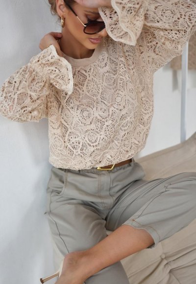 Bluzka ROSE z beżowej koronki 2