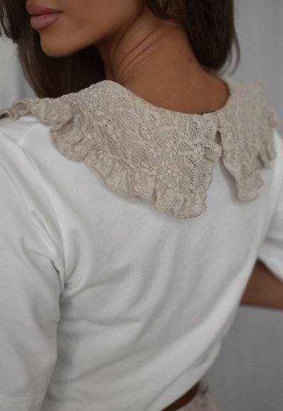 T-shirt z kołnierzykiem PRETA biały 2