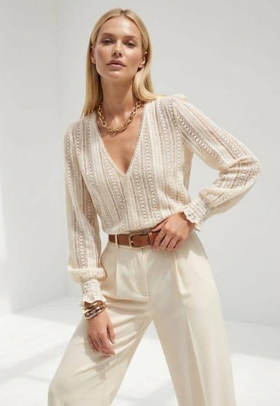 Bluzka LUNA śmietankowa koronka 2