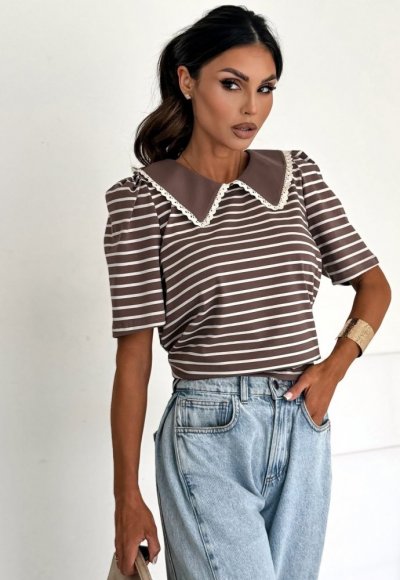 T-shirt z kołnierzykiem SELFIE chocolate