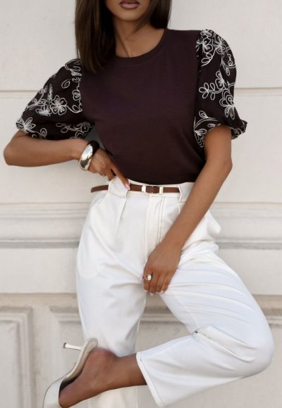 Bluzka z haftem SOPHIE brązowa