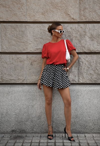 T-shirt z bufką DOTS czerwony 1